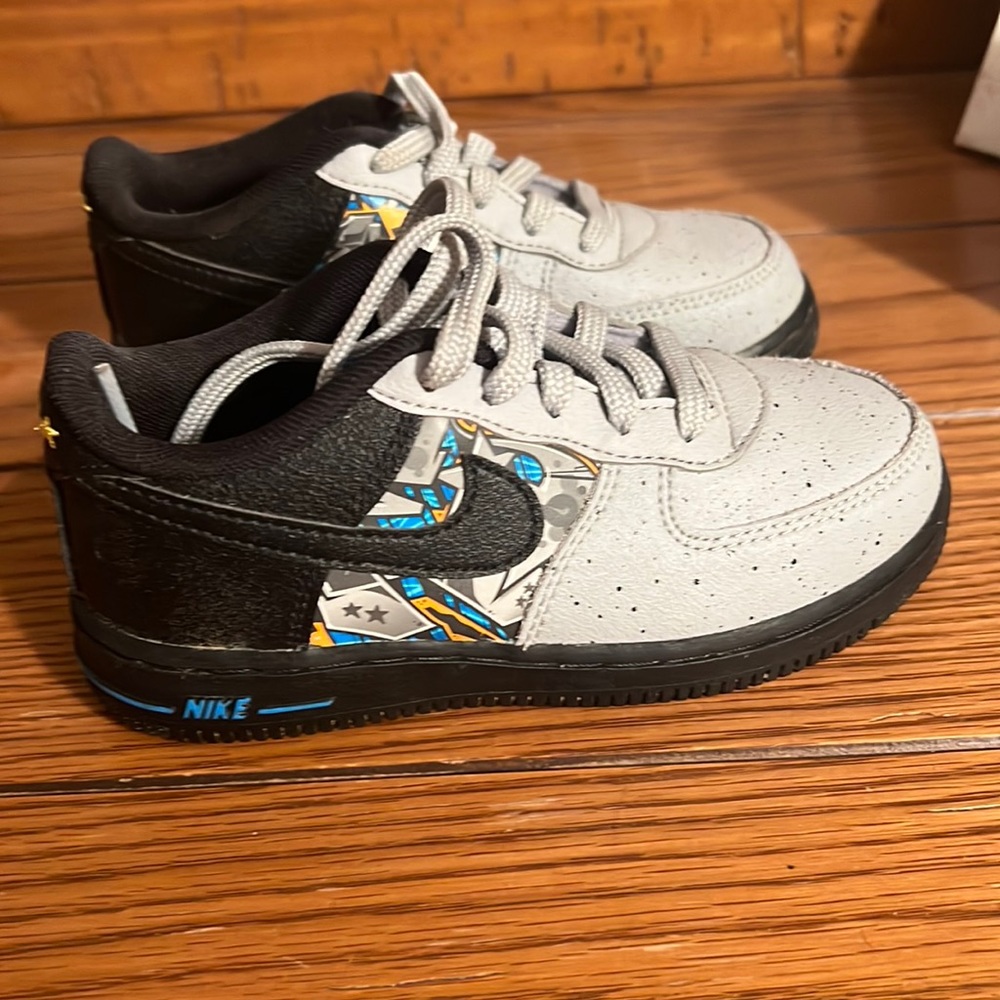 Nike Air Force 1 Low LV8 KSA Graffiti Graphics Size 10C